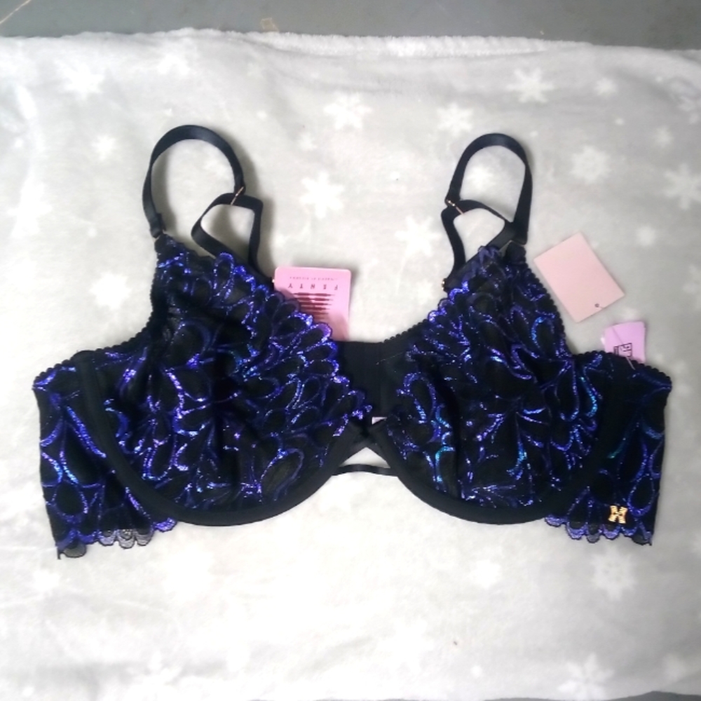 'Savage X Fenty' Lingerie By Rhianna NWT sexy lace bra